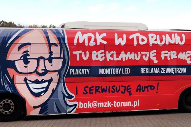 Reklama Biura Obsługi Klienta MZK na autobusie